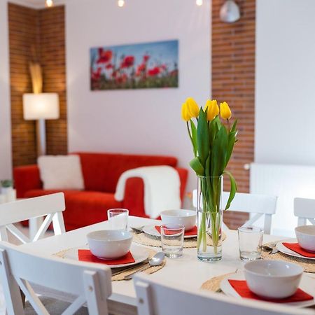 Sára-Lux Apartman Nyarliget Esterno foto
