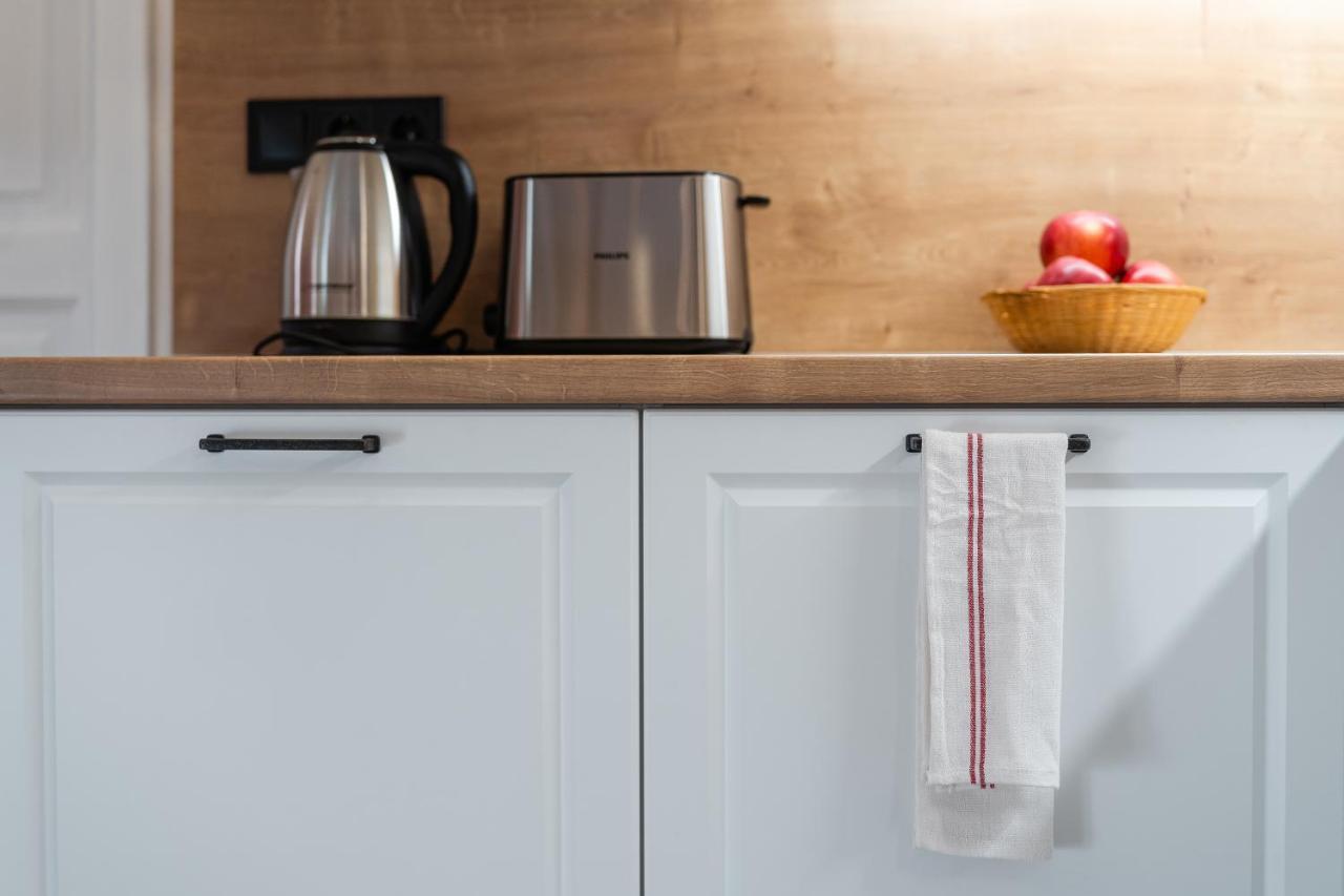 Sára-Lux Apartman Nyarliget Esterno foto