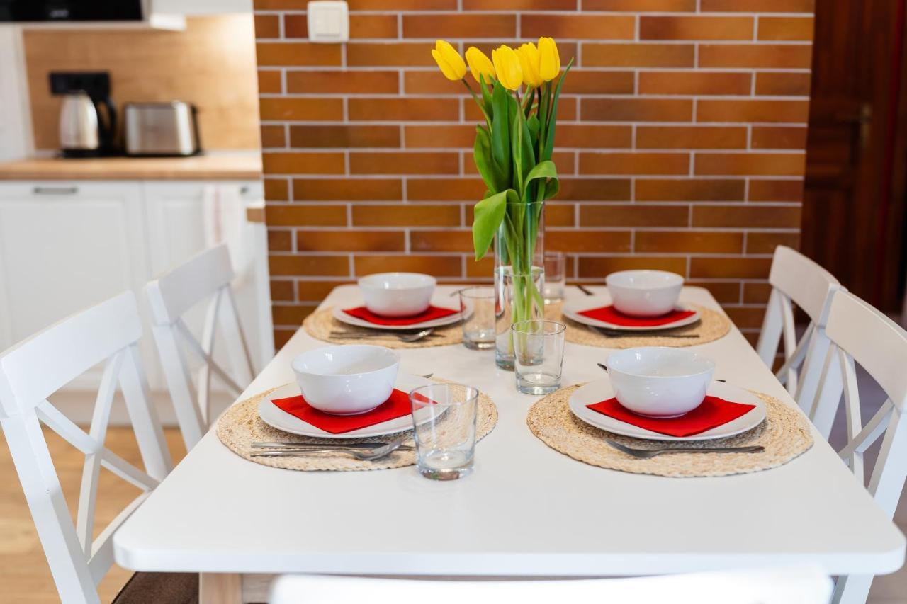 Sára-Lux Apartman Nyarliget Esterno foto
