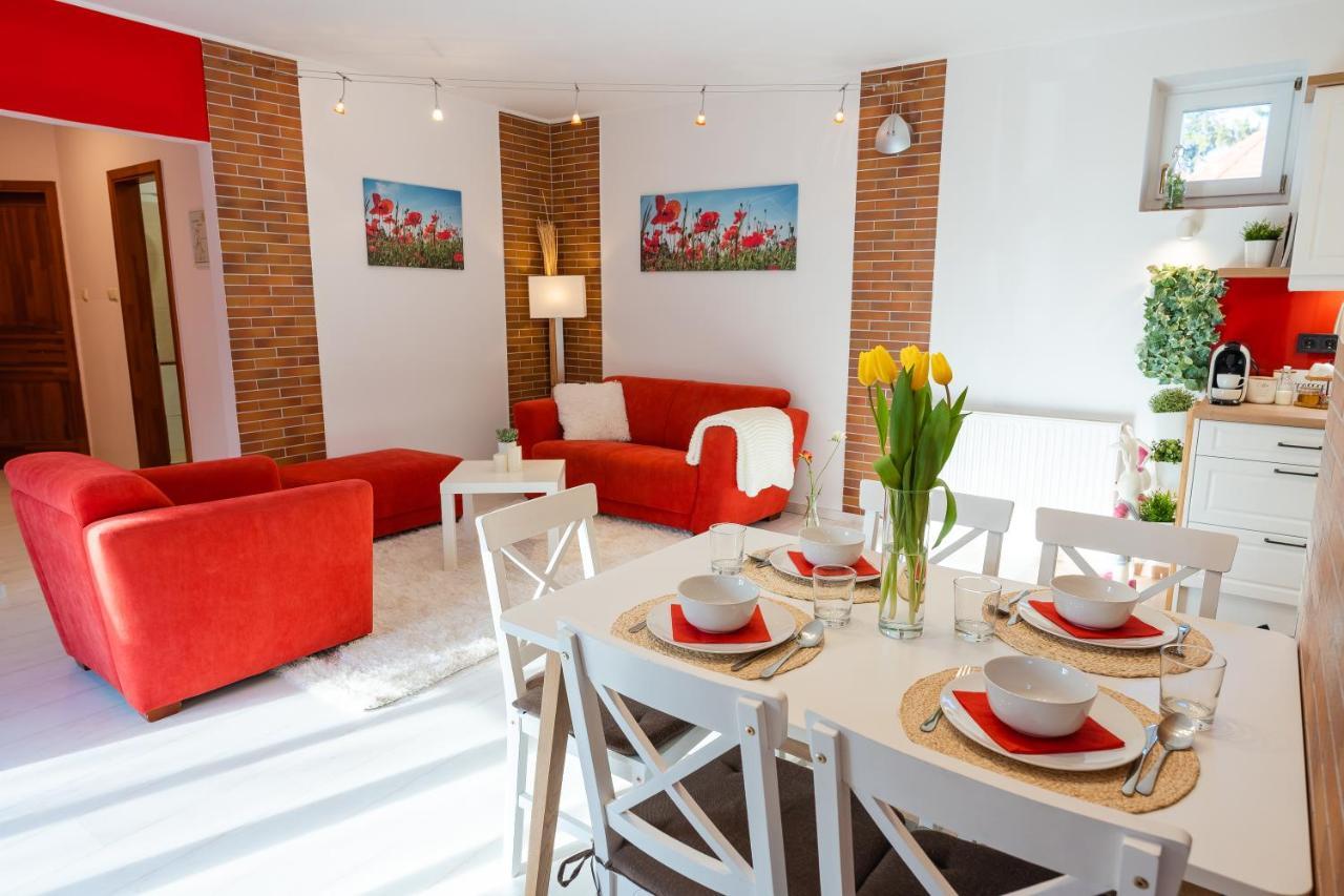 Sára-Lux Apartman Nyarliget Esterno foto