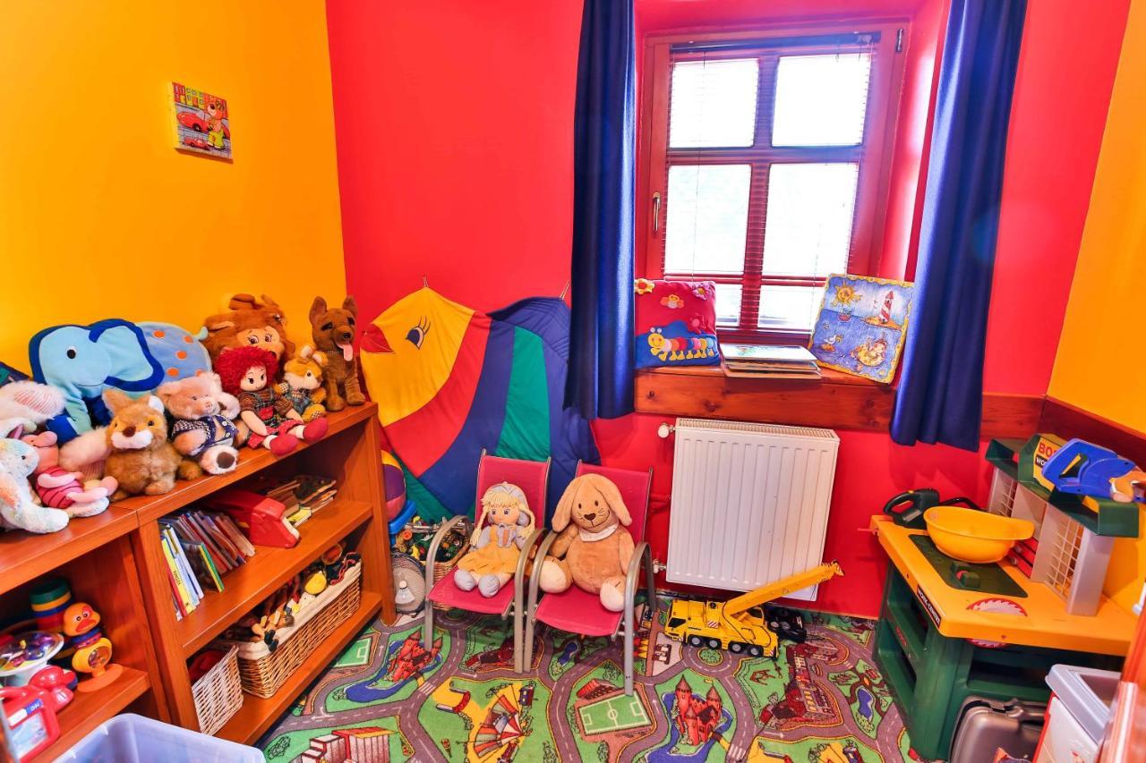 Sára-Lux Apartman Nyarliget Esterno foto